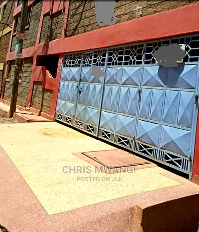 2bdrm Block of Flats in Zimmer, Zimmerman for Sale - Image 2