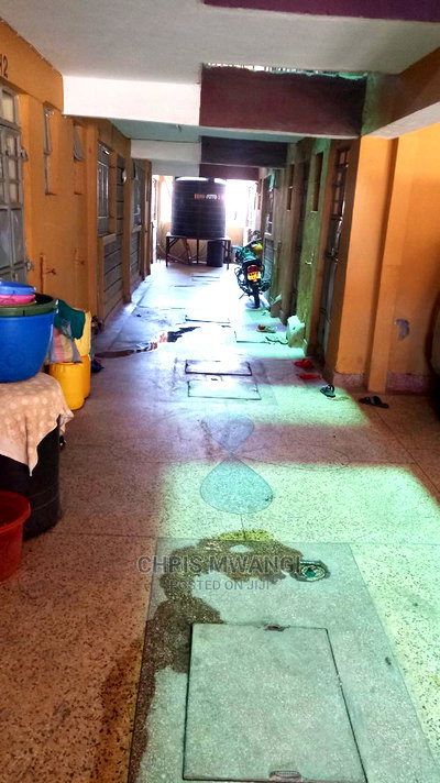 2bdrm Block of Flats in Zimmer, Zimmerman for Sale - Image 9