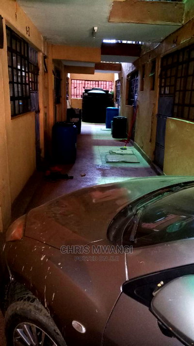 2bdrm Block of Flats in Zimmer, Zimmerman for Sale - Image 5