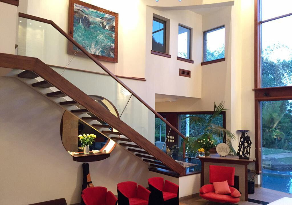 5 En-Suite Townhouse with Heated Pool & Gym Access - Kitisuru
