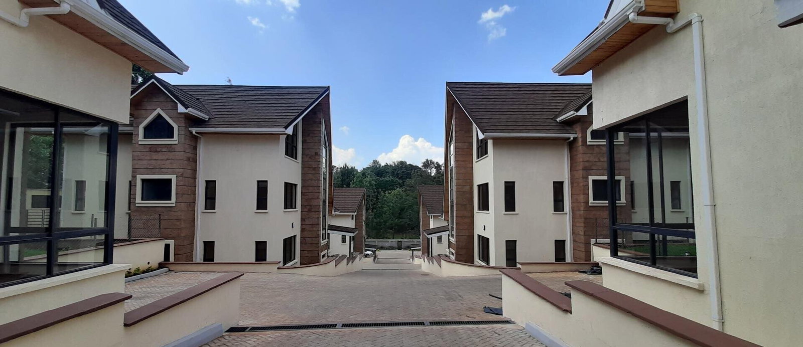 Brand New 4-Ensuite Townhouse with Fireplace & DSQ - Lavington
