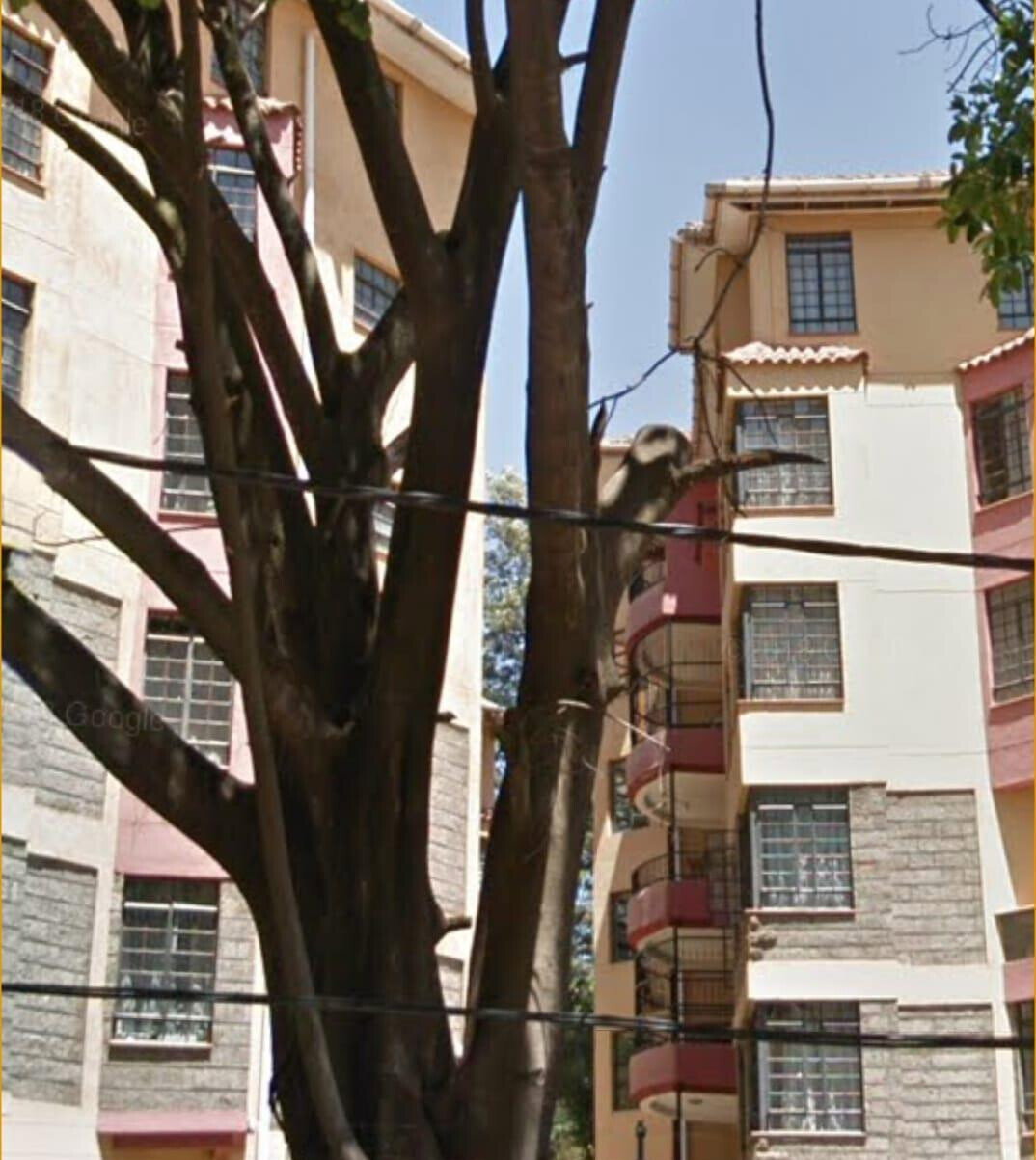 4BR Townhouse with DSQ & Mature Garden - Hurlingham