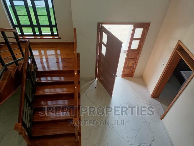 4bdrm Townhouse / Terrace in Paradise Road, Runda for rent