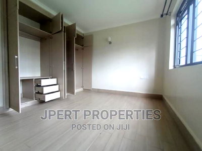 4bdrm Townhouse / Terrace in Paradise Road, Runda for rent - Image 10