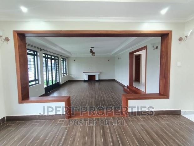 4bdrm Townhouse / Terrace in Paradise Road, Runda for rent