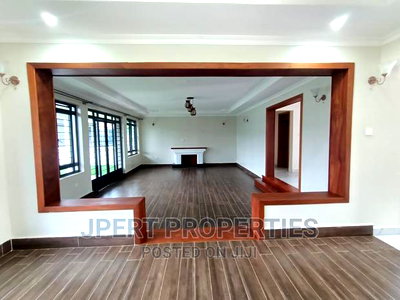 4bdrm Townhouse / Terrace in Paradise Road, Runda for rent - Image 4
