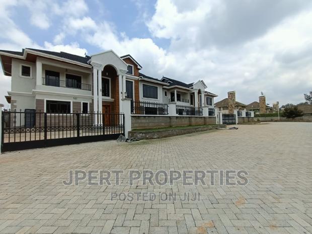 4bdrm Townhouse / Terrace in Paradise Road, Runda for rent