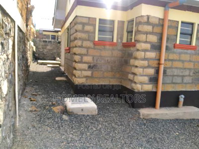3bdrm Bungalow in Ongata Rongai, Rimpa for sale - Image 4