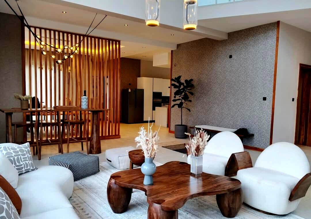 Ultra-Modern 4BR Villa with Heated Pool & Rooftop Terrace - Loresho