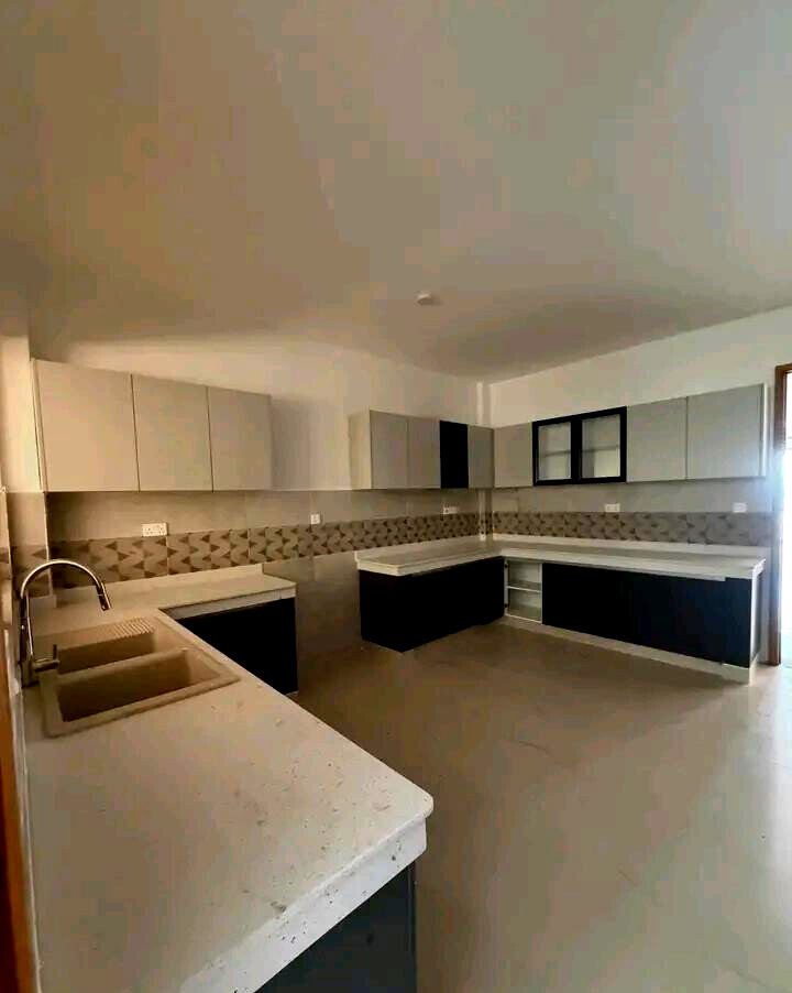 Beachfront 3BR Apartment with Private Beach Access - Nyali