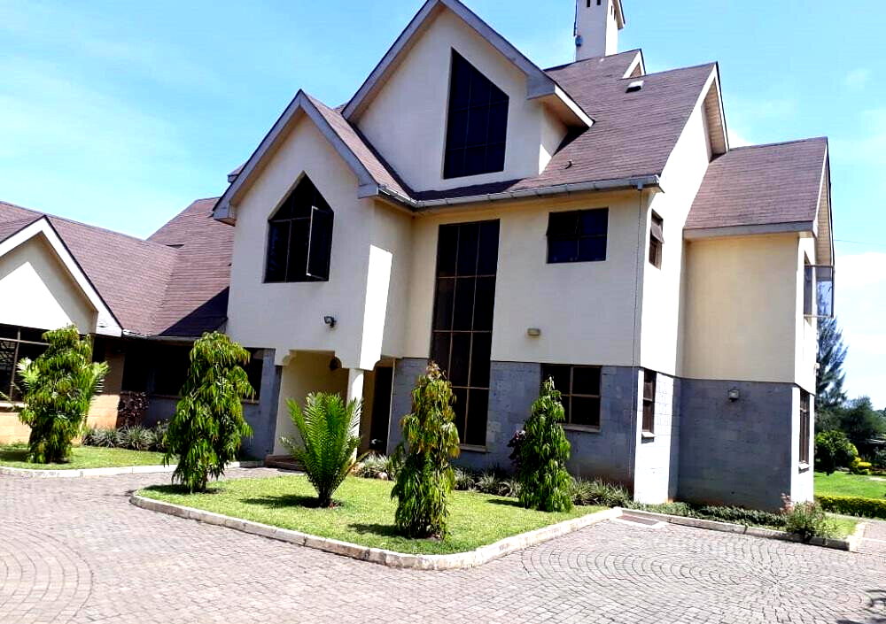 4BR Maisonette with Jacuzzi & Gym - Ridgeways