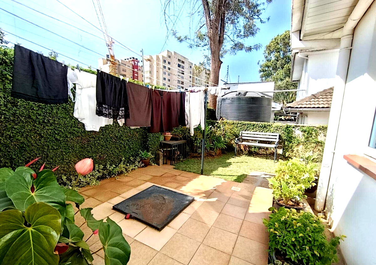 4BR All-Ensuite Townhouse with Fireplace & DSQ - Riara Rd, Nairobi