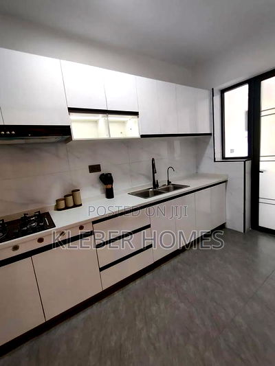 1bdrm Apartment in Kilimani for sale - Image 4