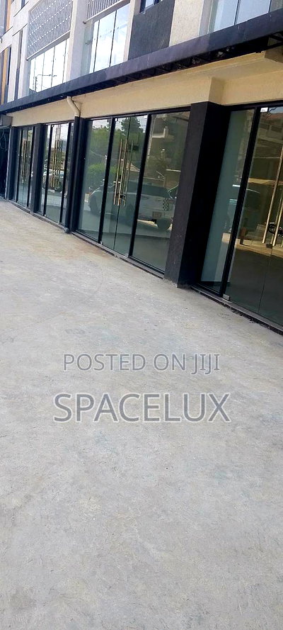 85 SQM Executive Brand Shop - Image 3