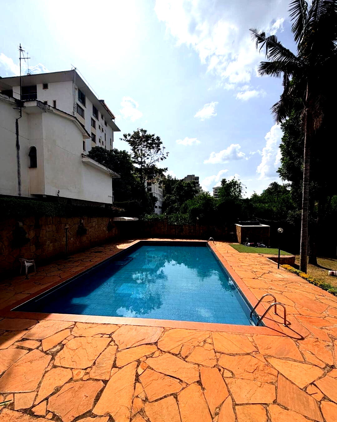 5BR Townhouse with Private Garden & Pool – Riverside, Nairobi