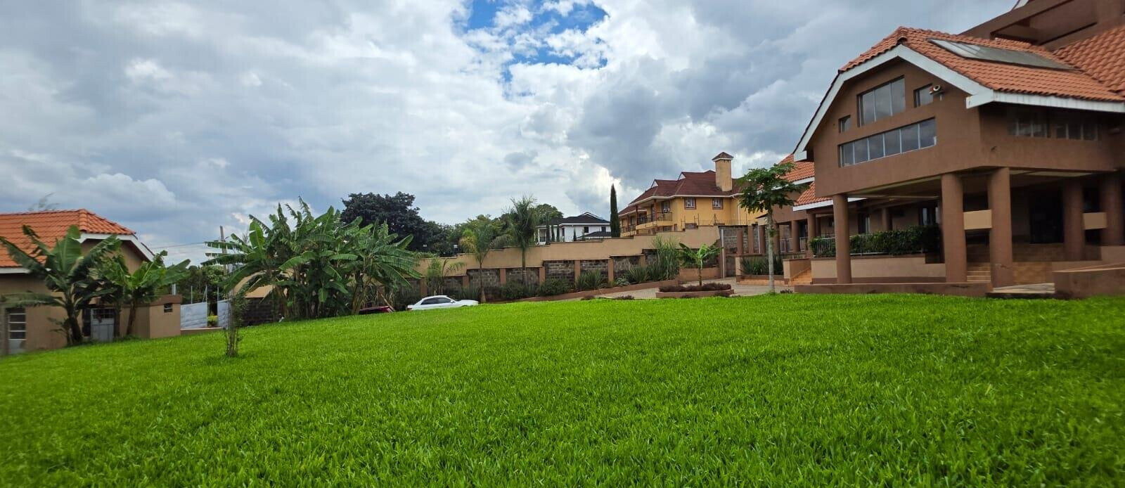 3/4 Acre Runda Mansion at KSh 800K