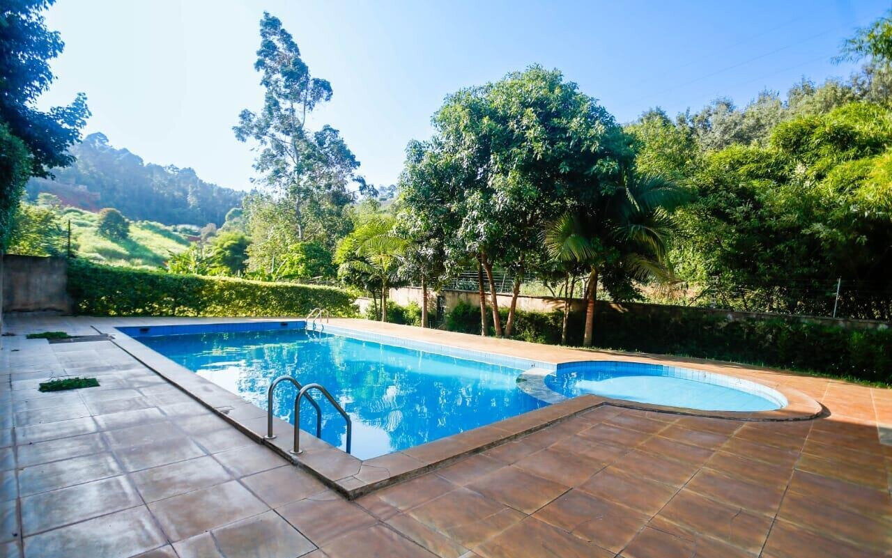 5-Bedroom Townhouse with Pool & Clubhouse - Tigoni