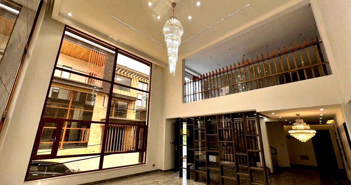 6-Ensuite Villa with Panic Room & Smart Locks - Lavington