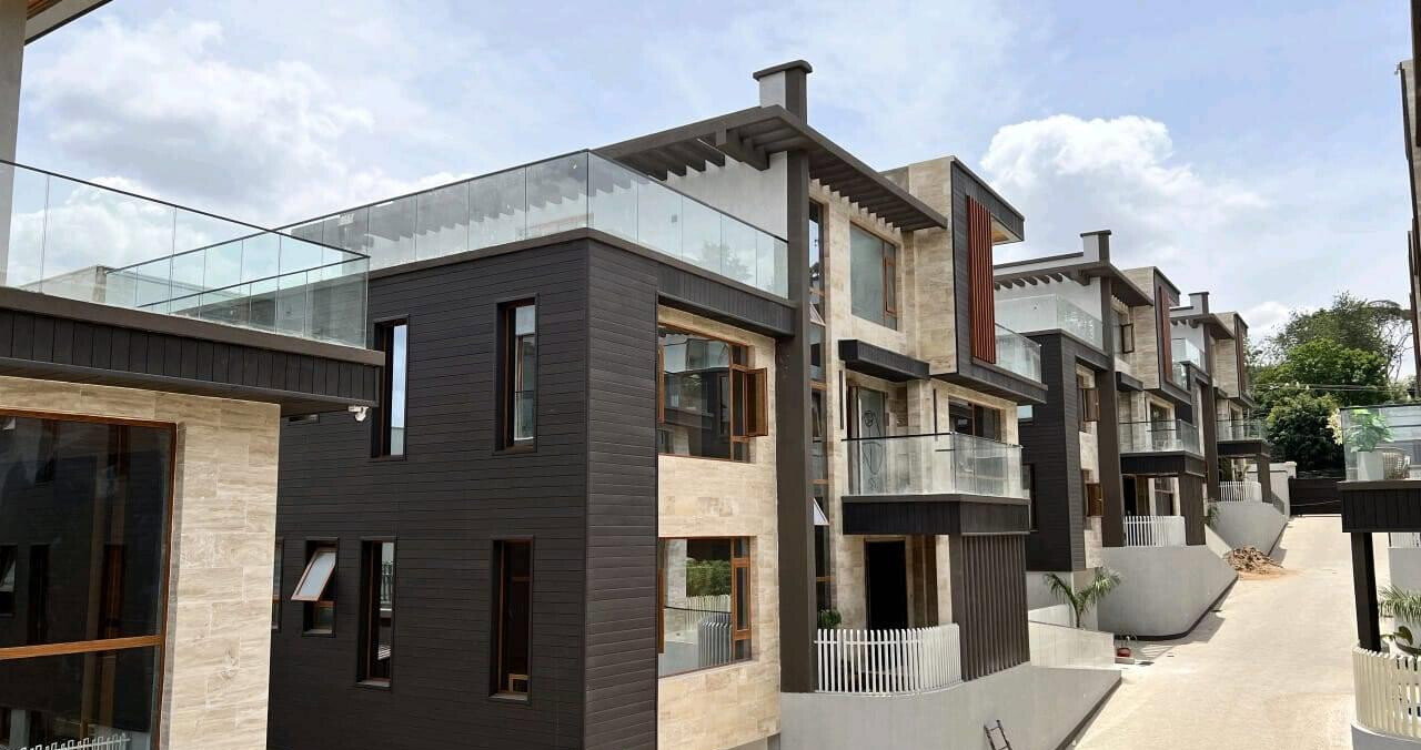 6-Ensuite Villa with Panic Room & Smart Locks - Lavington