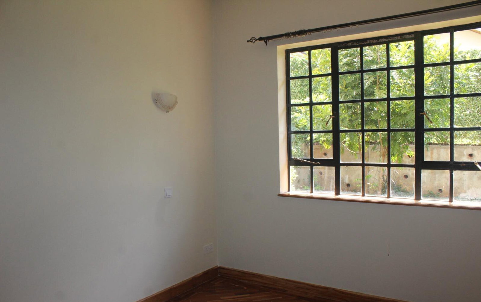 Modern 4BR All-Ensuite Villa with Gym & Pool - Runda