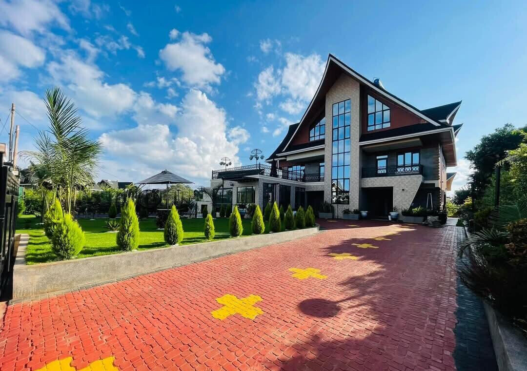 6BR All-Ensuite Maisonette with DSQ & Gazebo - Daykio, Ruiru