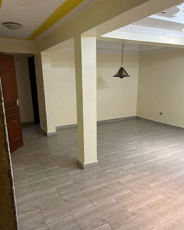 5-Ensuite Townhouse with Natural Light - Valley Arcade, Lavington
