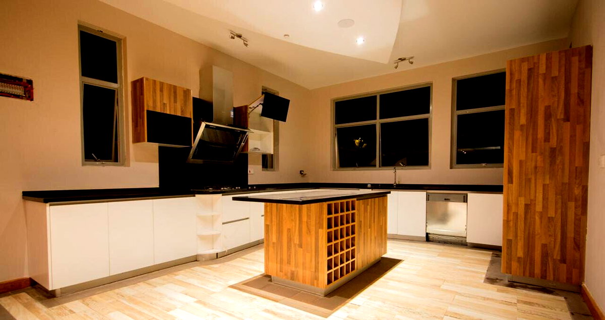 Brand-New 5-Ensuite Townhouse with Fireplace & Private Garden – Karen