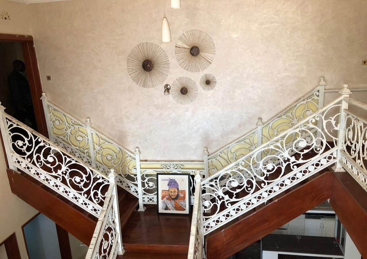 5-Bed Townhouse with Pool in Fairacres – Karen