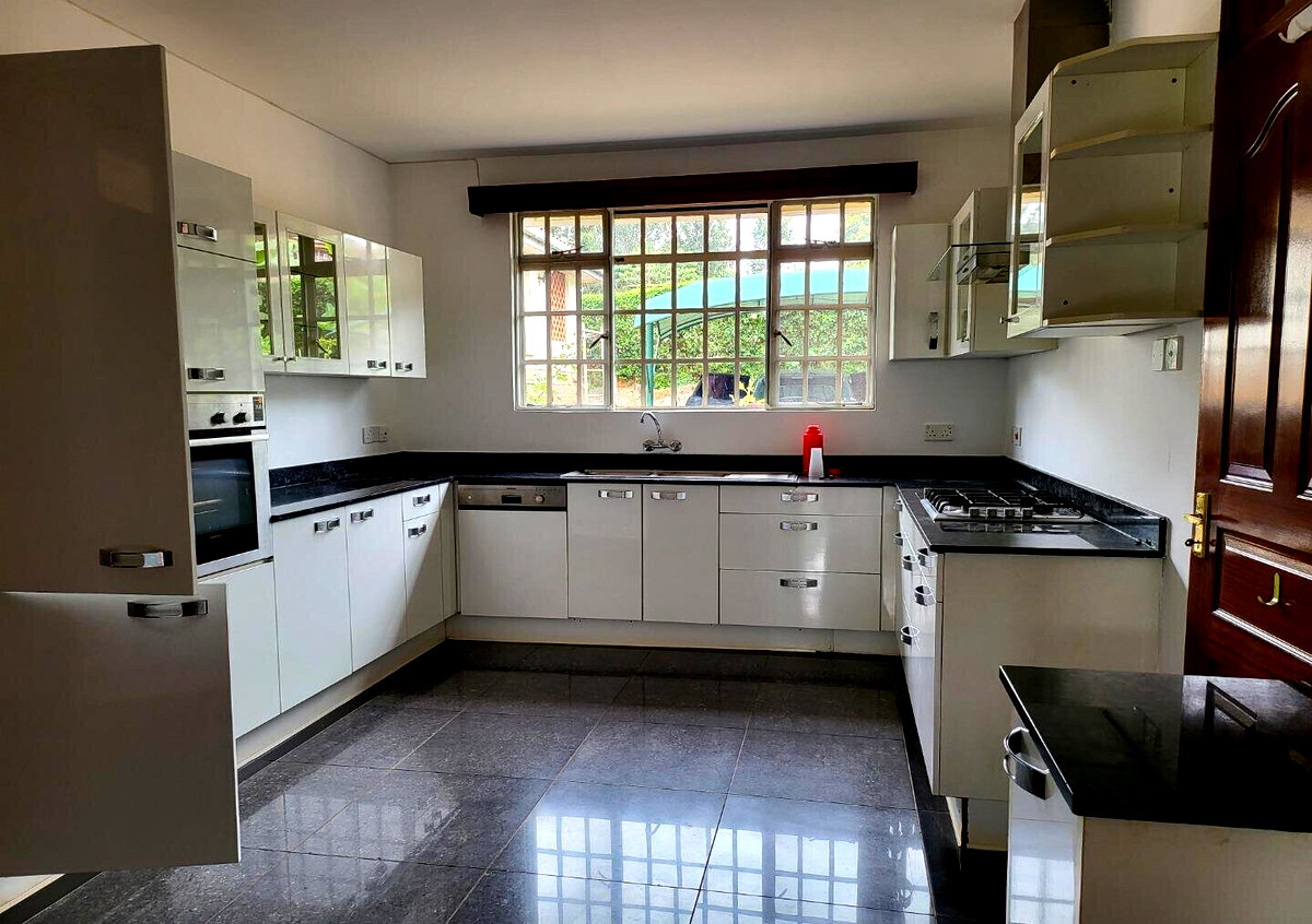 4BR All-Ensuite Townhouse with Staff Quarters – Rosslyn, Nairobi