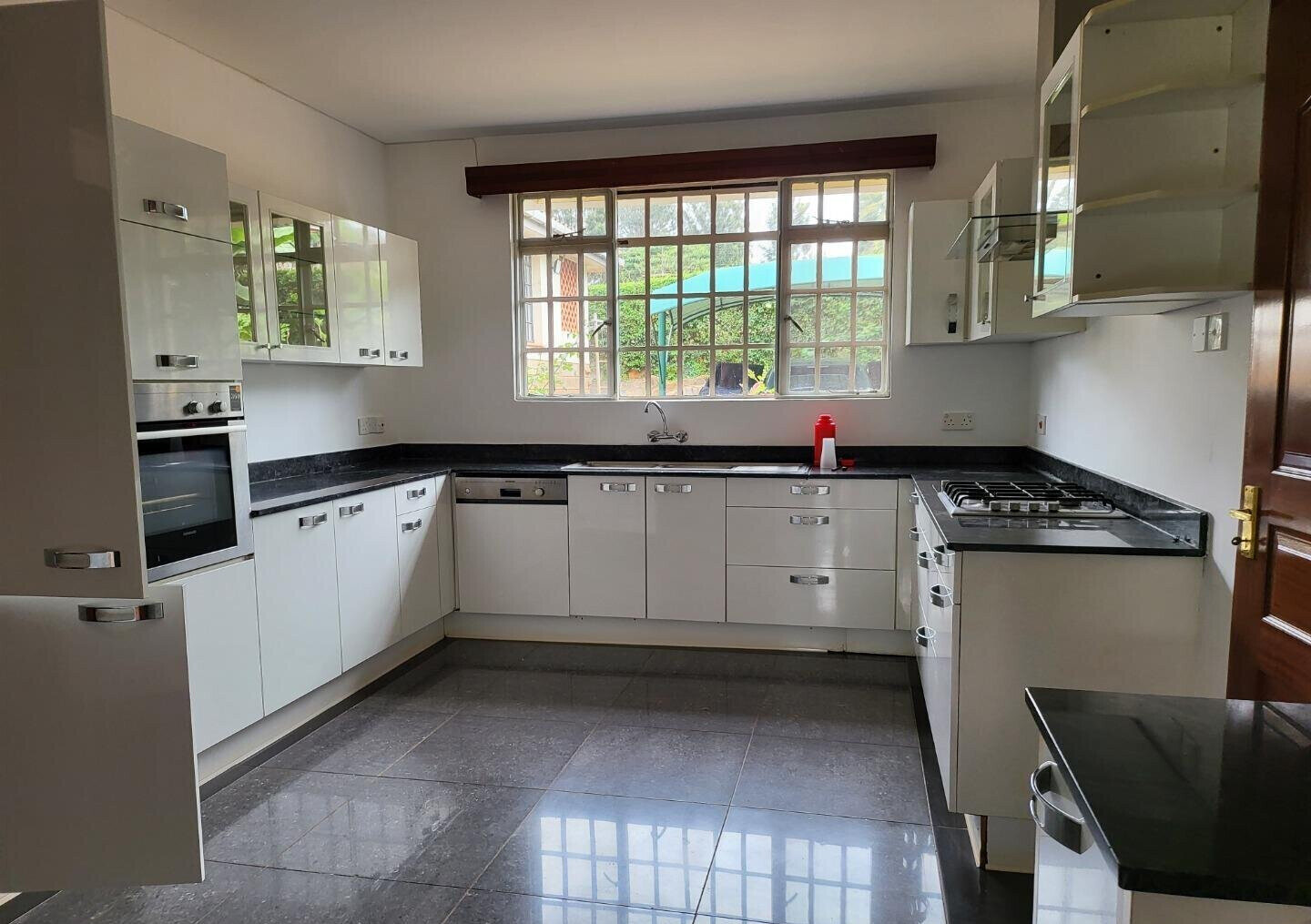 4BR All-Ensuite Townhouse with Staff Quarters – Rosslyn, Nairobi
