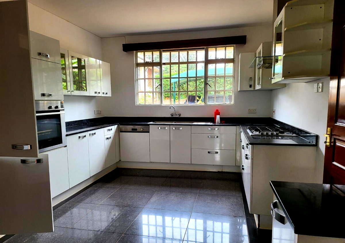 4BR All-Ensuite Townhouse with Staff Quarters – Rosslyn, Nairobi