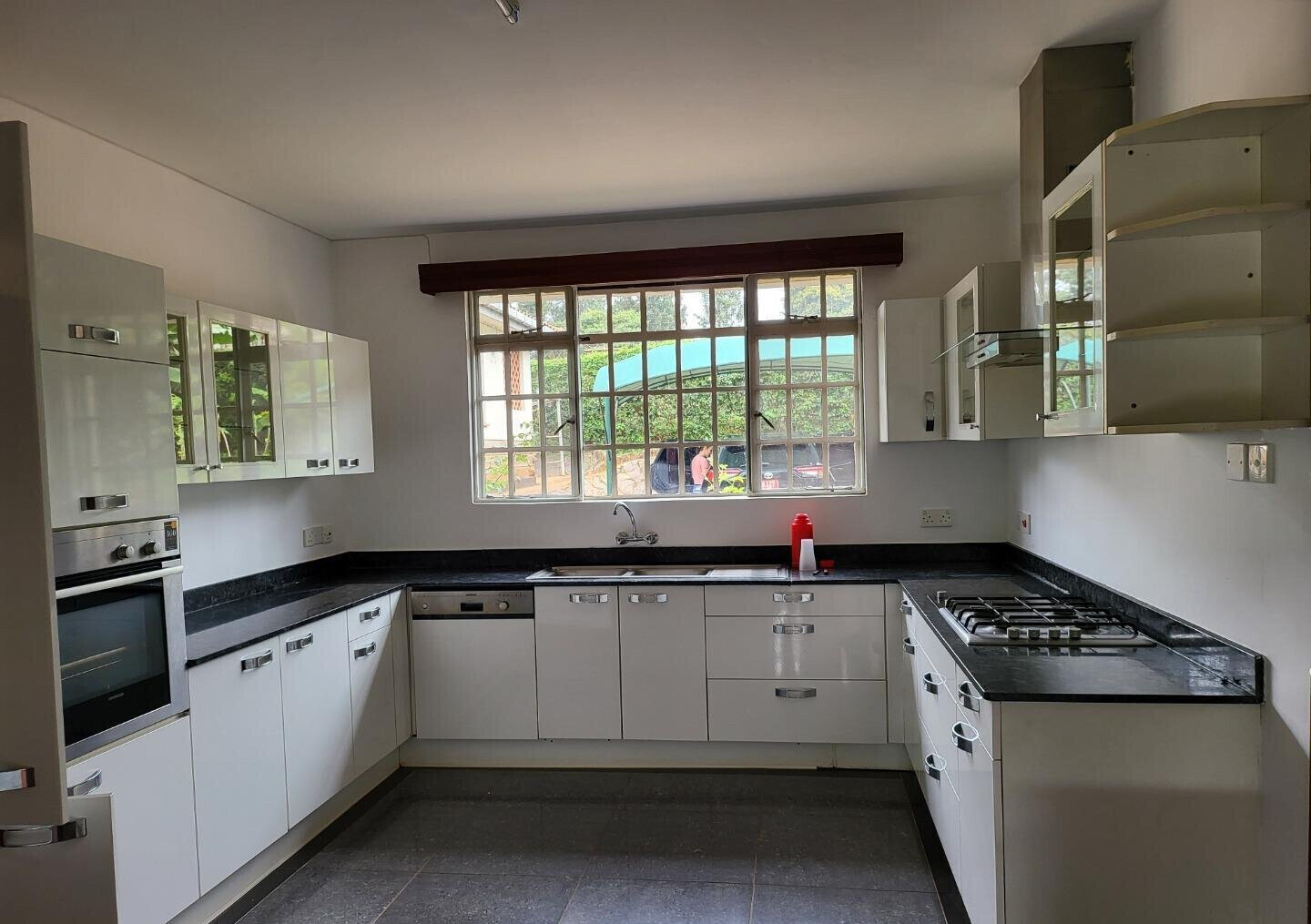 4BR All-Ensuite Townhouse with Staff Quarters – Rosslyn, Nairobi