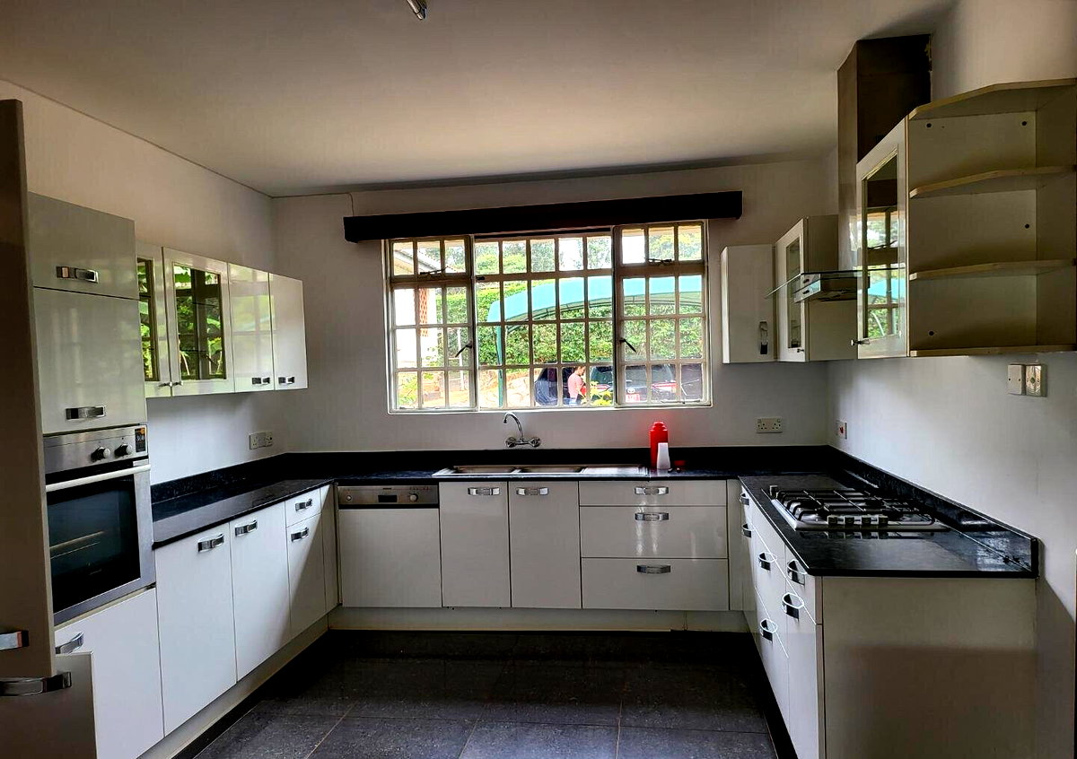 4BR All-Ensuite Townhouse with Staff Quarters – Rosslyn, Nairobi