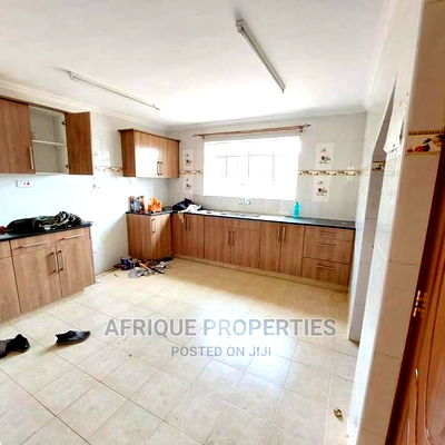 4bdrm Mansion in Runda Paradise for Sale - Image 7