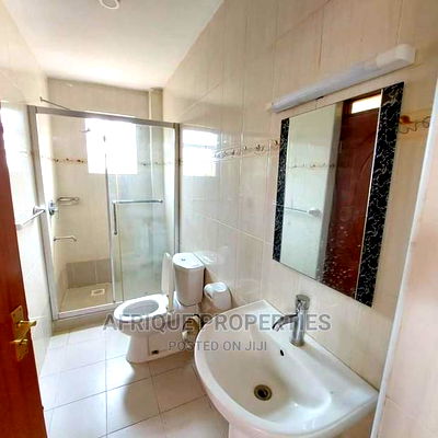 4bdrm Mansion in Runda Paradise for Sale - Image 6