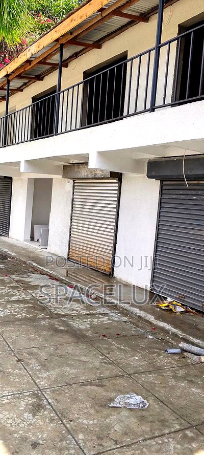 Retail/Restaurants/Shop Space - Image 2