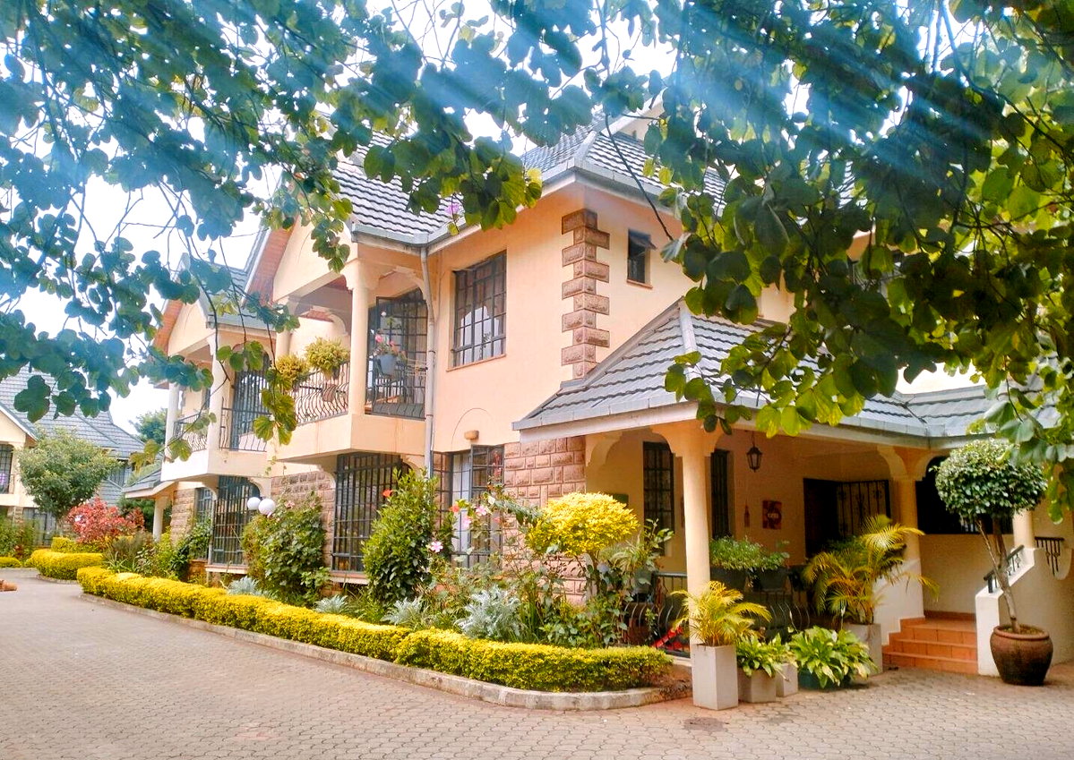 6-Unit Compound of 5BR Townhouses - Kileleshwa