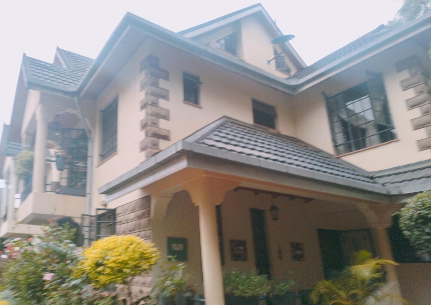 6-Unit Compound of 5BR Townhouses - Kileleshwa