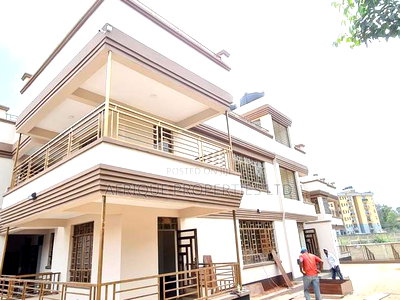 Mini Flat in Thome Estate for rent - Image 2