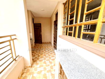 Mini Flat in Thome Estate for rent - Image 10