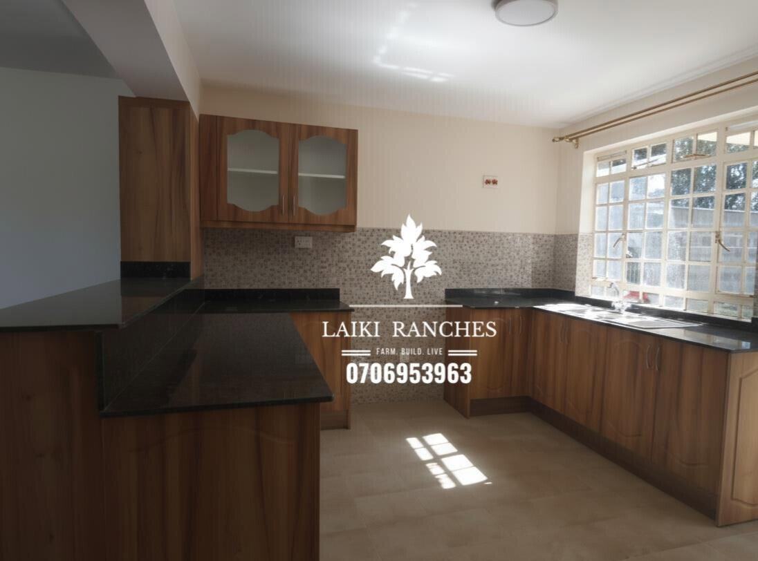 Executive 4-Bed Villa with DSQ & Mount Kenya Views - Nanyuki