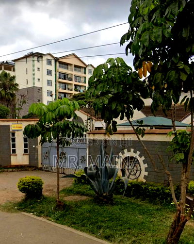 5bdrm Maisonette in Woodley Estate for sale - Image 5