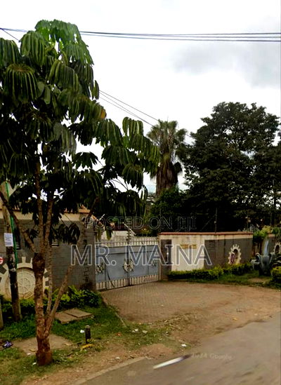 5bdrm Maisonette in Woodley Estate for sale - Image 1