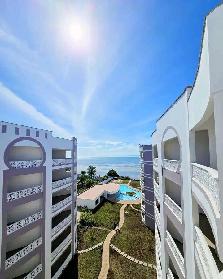 2BR Beachfront Apartment with Private Beach Access - Nyali