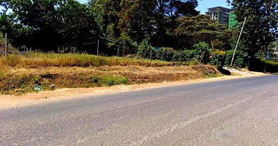 2-Acre Garden Land with Parking - Kitisuru