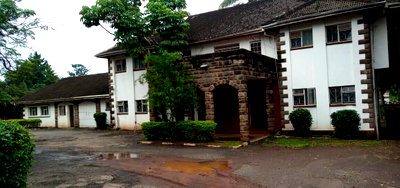 0.19 Acre 6BR Commercial House