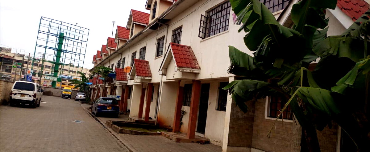 4BR Maisonette with 2 Ensuites & SQ - Donholm