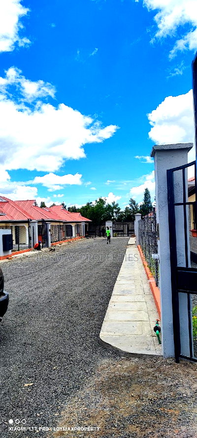 3bdrm Bungalow in Acacia, Kitengela for sale - Image 4