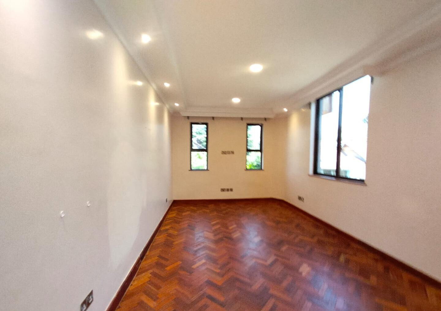 Double-Volume Townhouse with Private Garden & Study - Lower Kabete