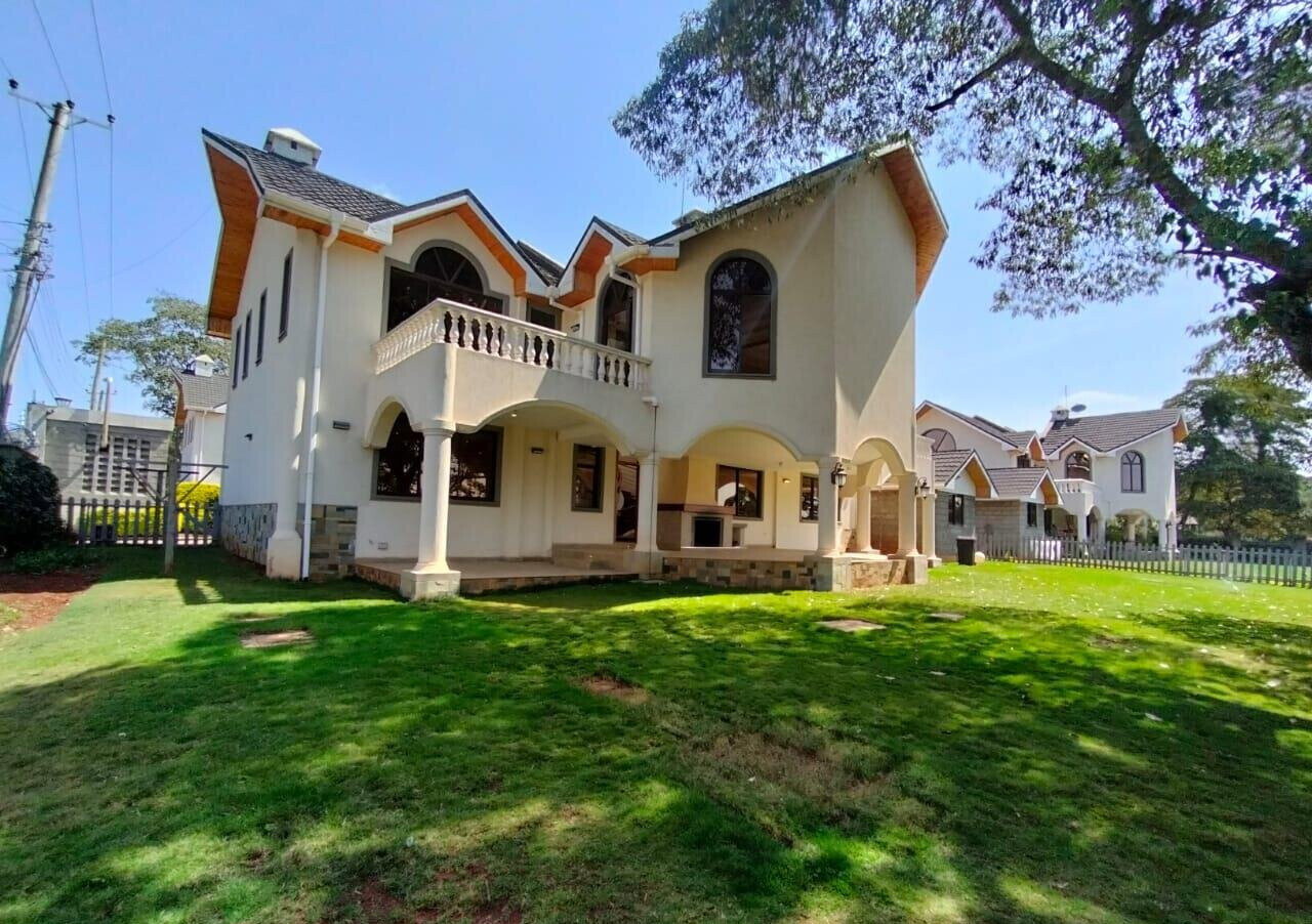 Double-Volume Townhouse with Private Garden & Study - Lower Kabete